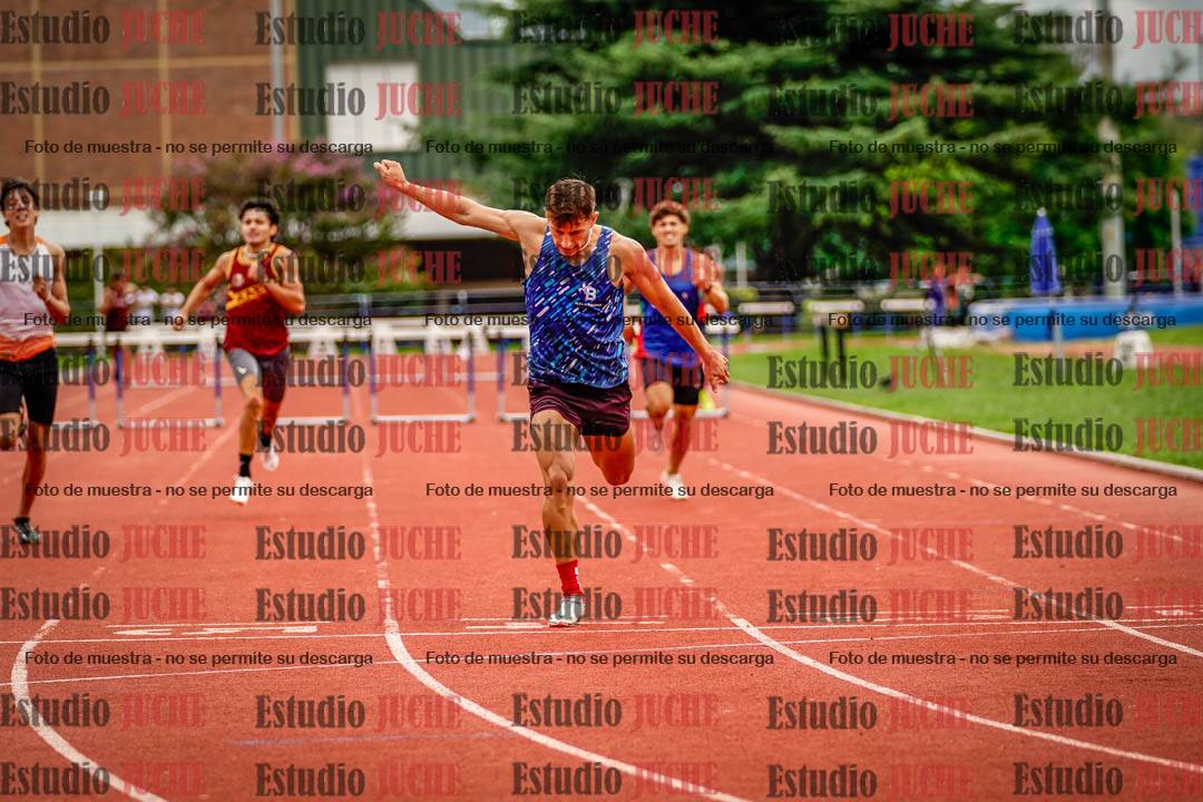 Fotos de los 400 m con vallas de varones