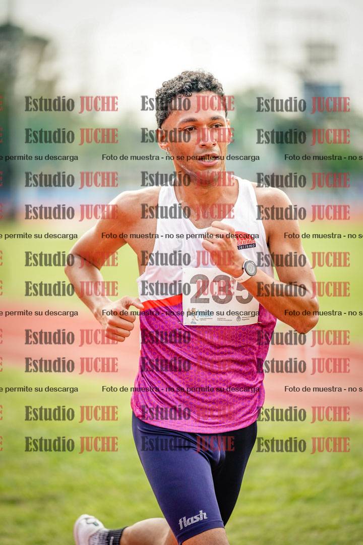 Fotos de los 3000 m llanos de varones