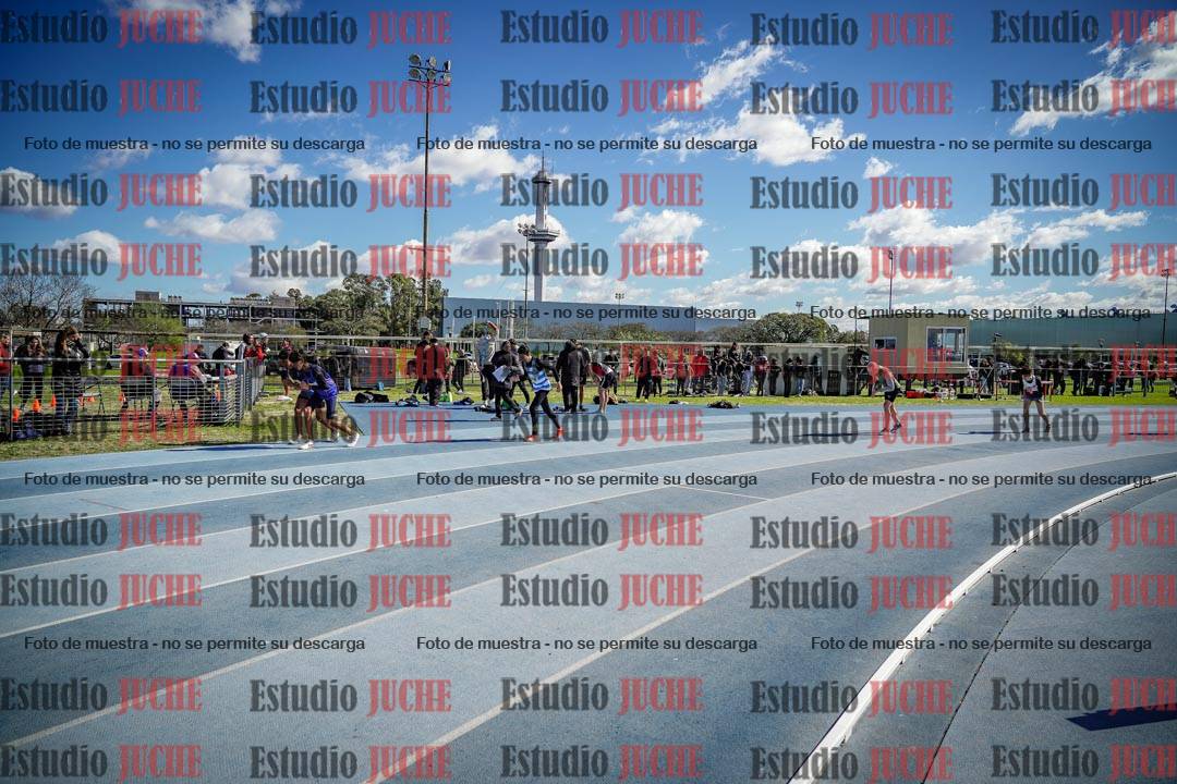Fotos de los 800 m llanos de varones