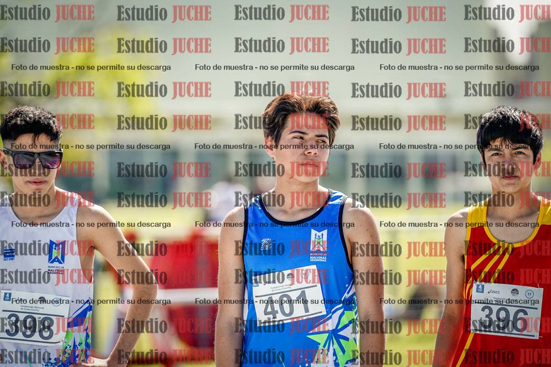 Fotos de los 2000 m con obstáculos de varones
