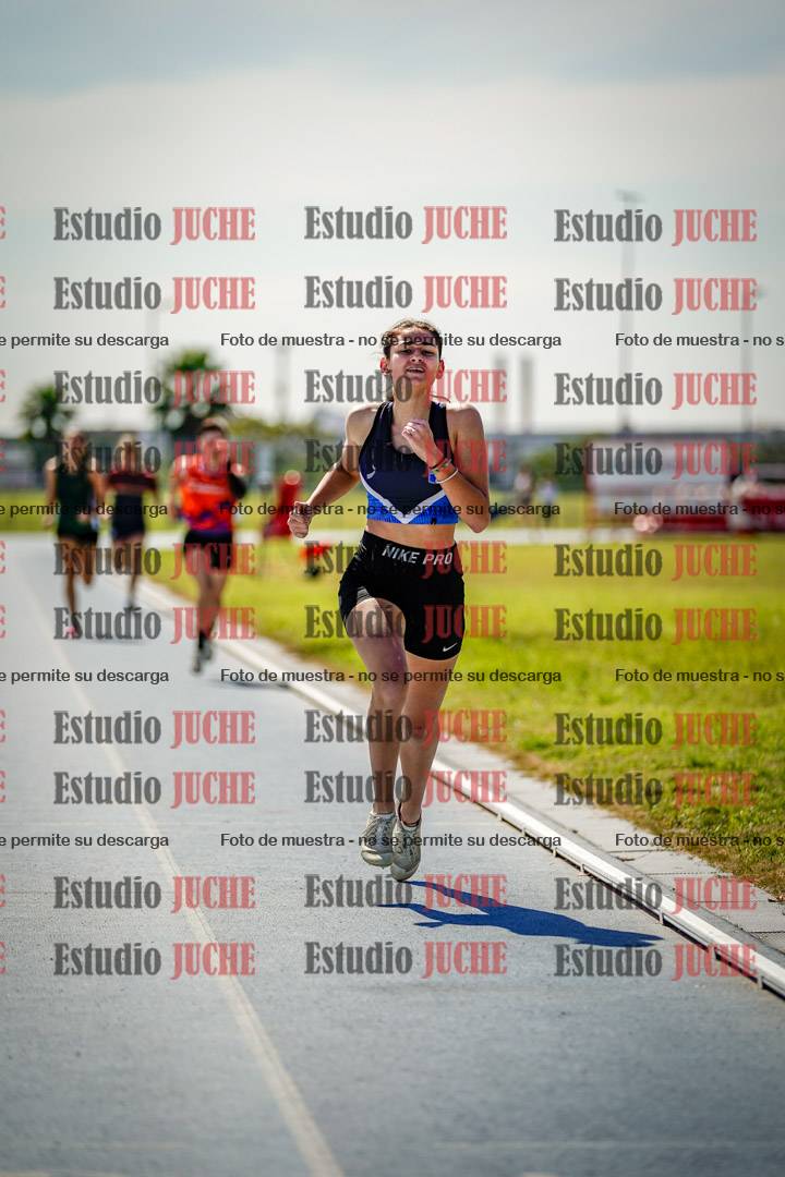 Fotos de los 800 m llanos de mujeres - heptatlón 7