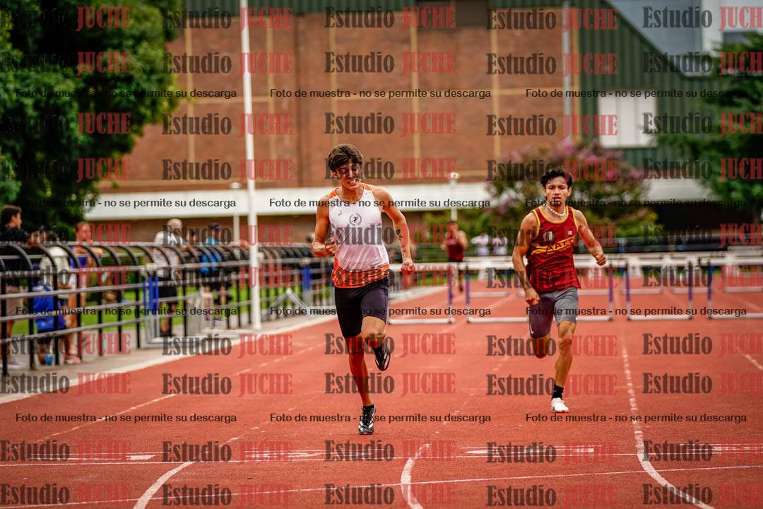 Fotos de los 400 m con vallas de varones