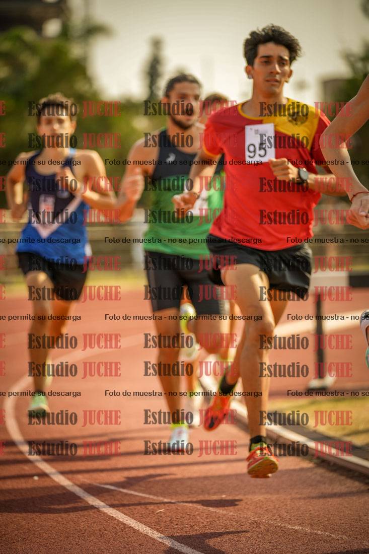 Fotos de los 1500 m llanos de varones