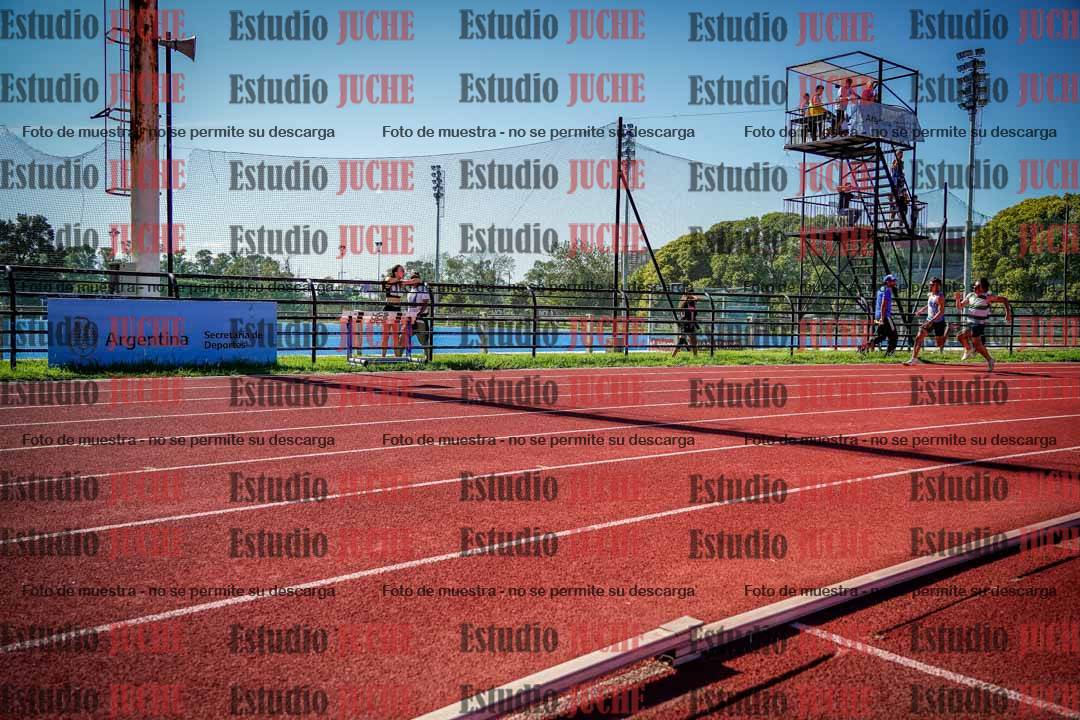 Fotos de los 200 m llanos de varones