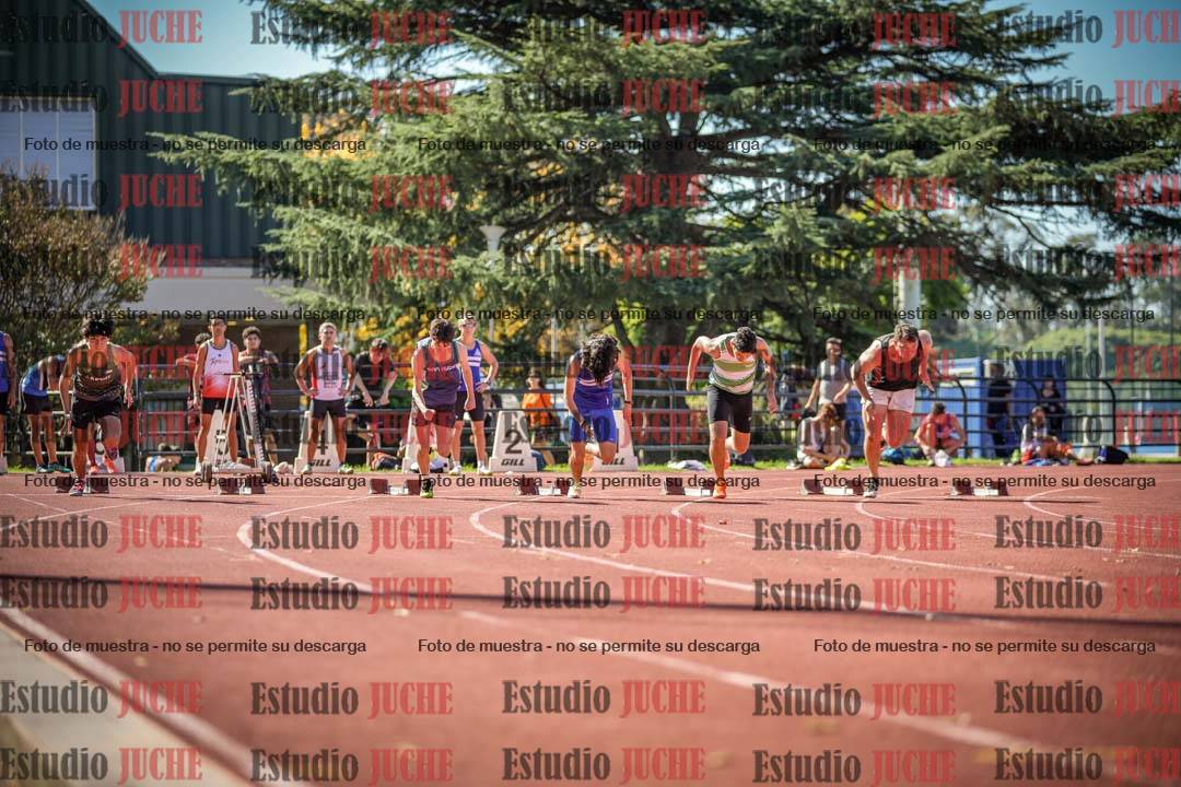 Fotos de los 100 m llanos de varones