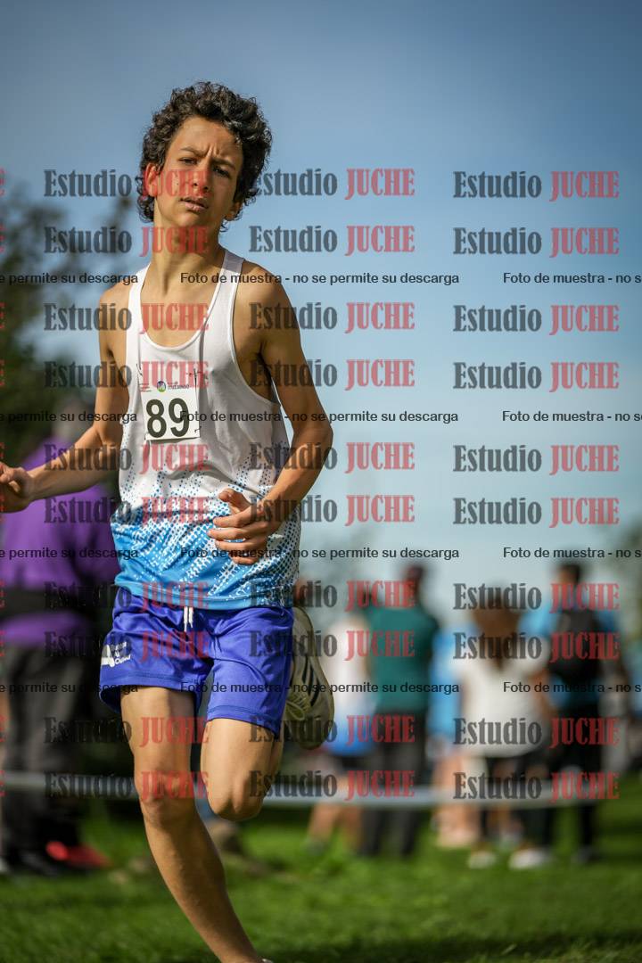 Fotos de la llegada del cross de 2000 m