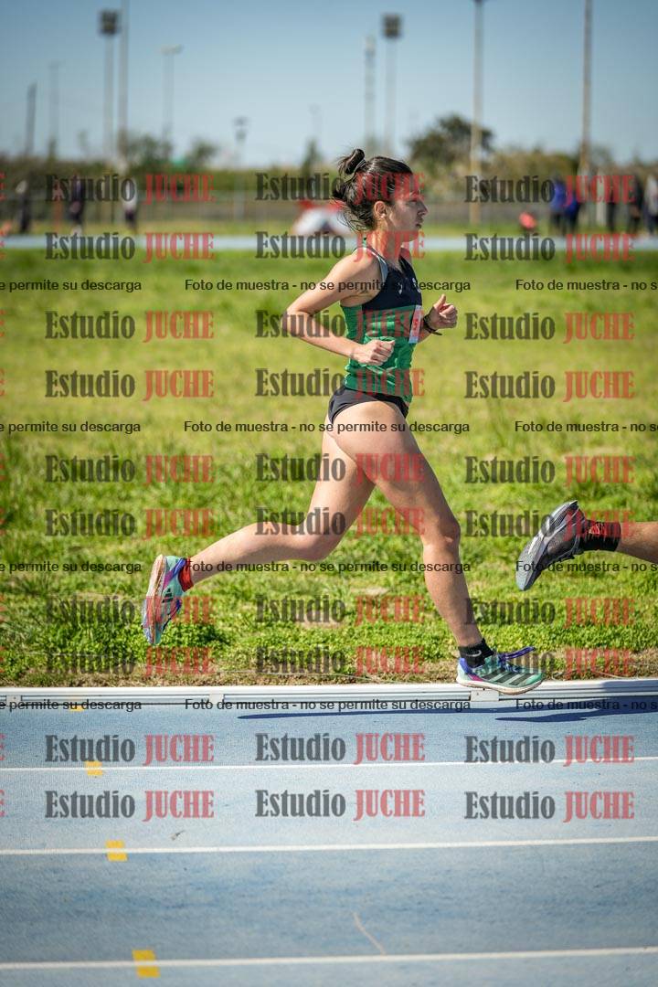 Fotos de los 5000 m llanos de mujeres y varones