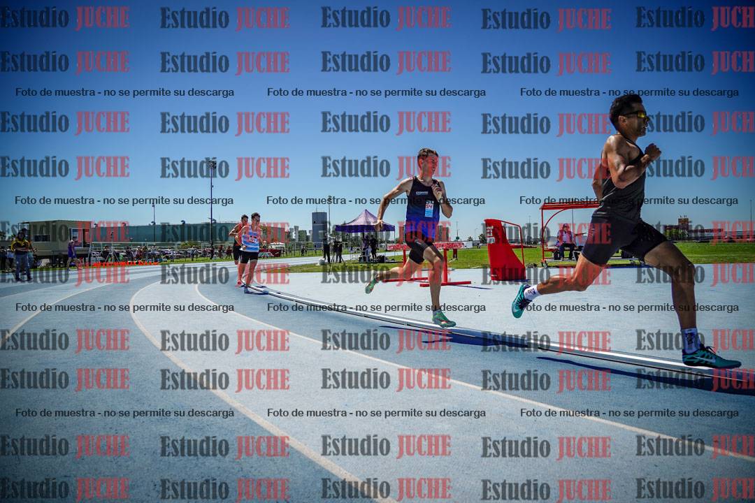 Fotos de los 800 m llanos de varones