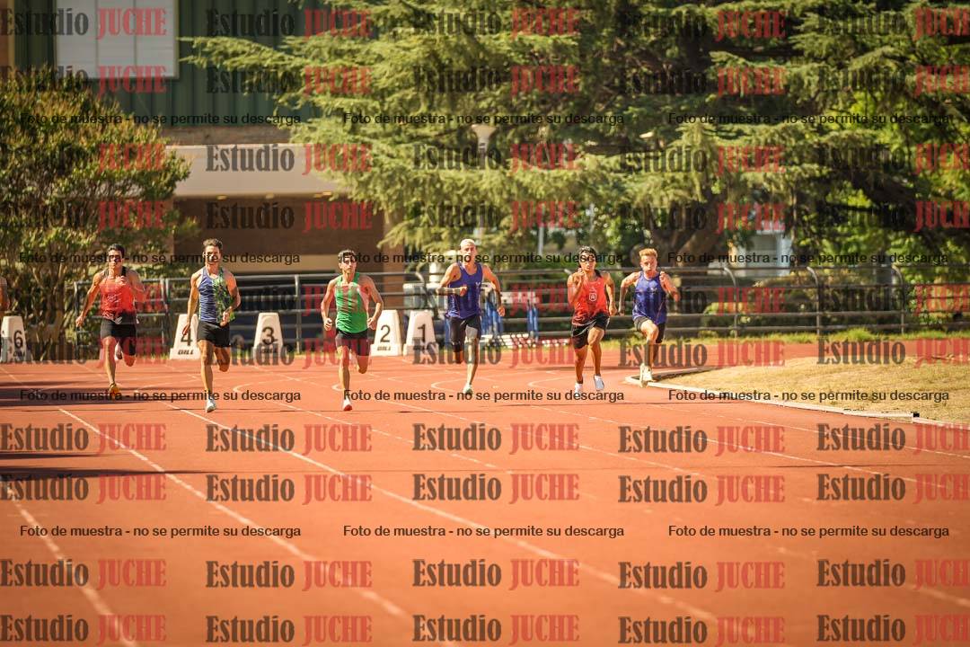 Fotos de los 200 m llanos de varones