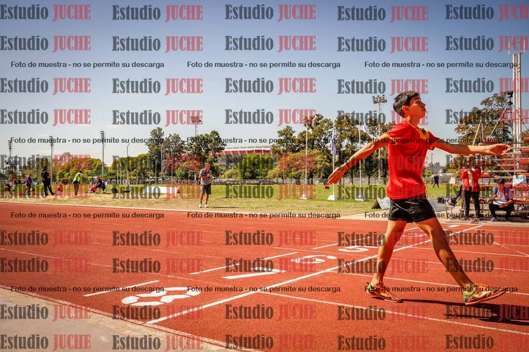 Fotos de los 400 m llanos de varones