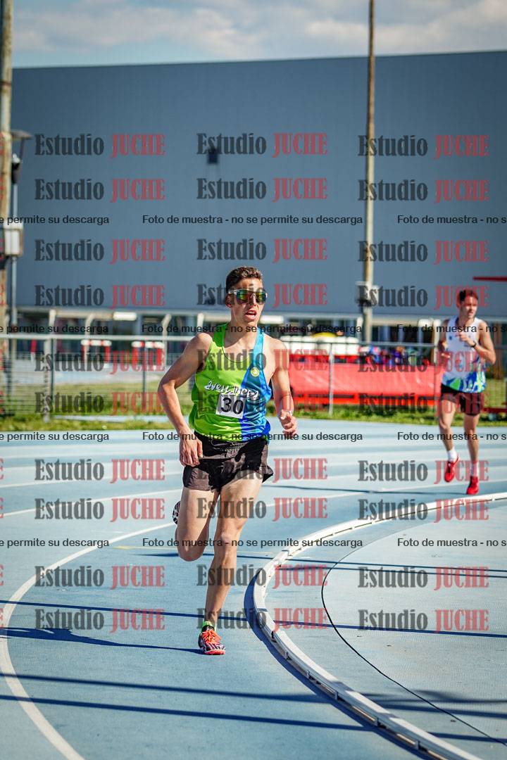 Fotos de los 5000 m llanos de mujeres y varones