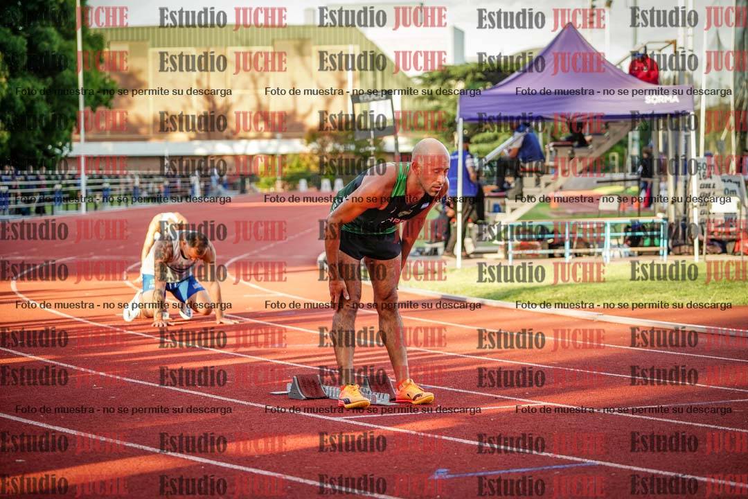 Fotos de los 400 m llanos de varones