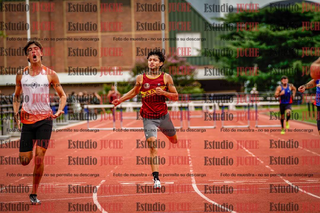 Fotos de los 400 m con vallas de varones