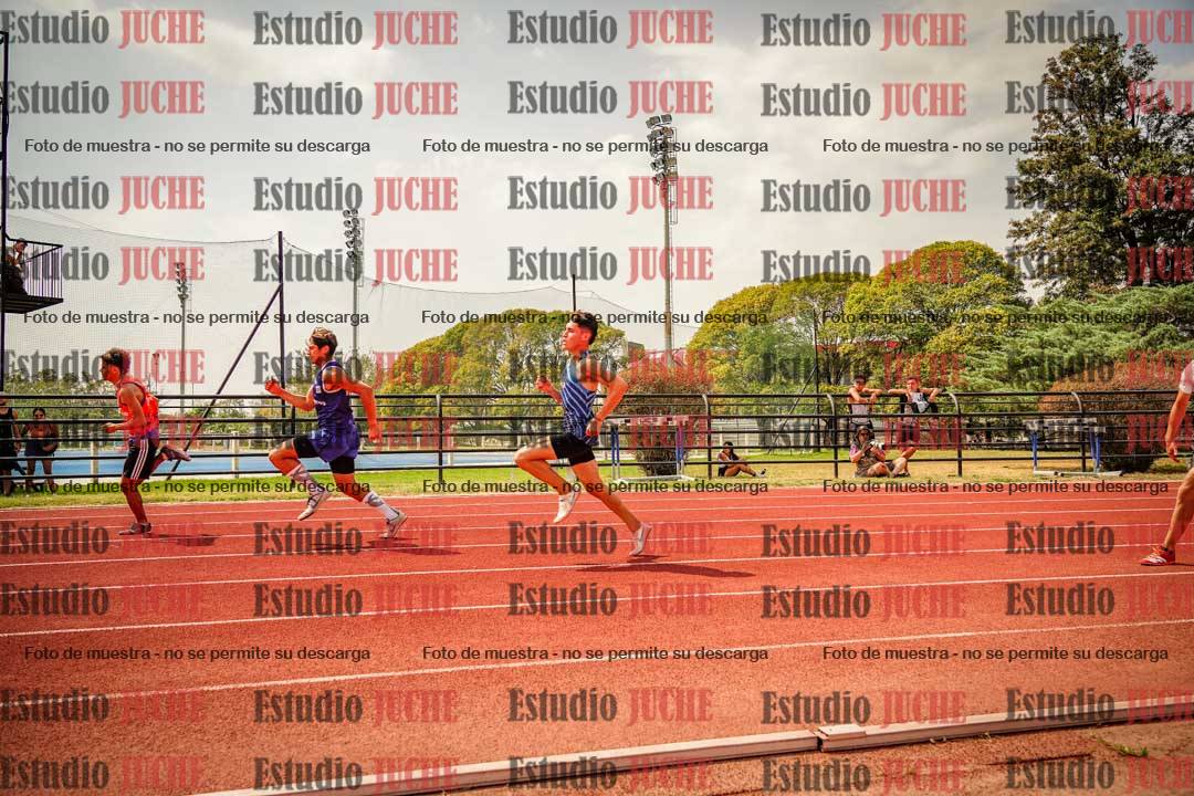 Fotos de los 200 m llanos de varones