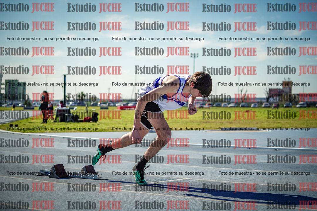 Fotos de los 400 m llanos de varones