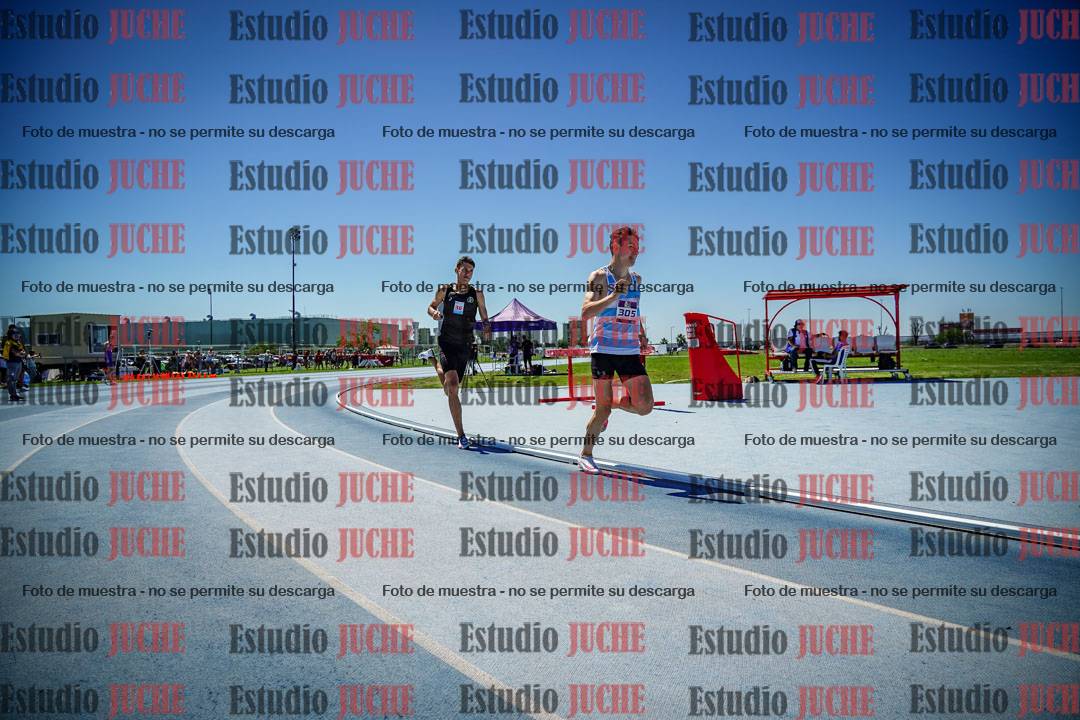 Fotos de los 800 m llanos de varones