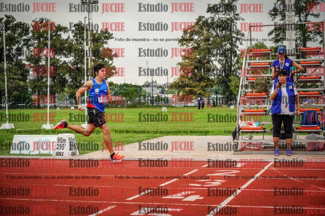 Fotos de los 800 m llanos de varones