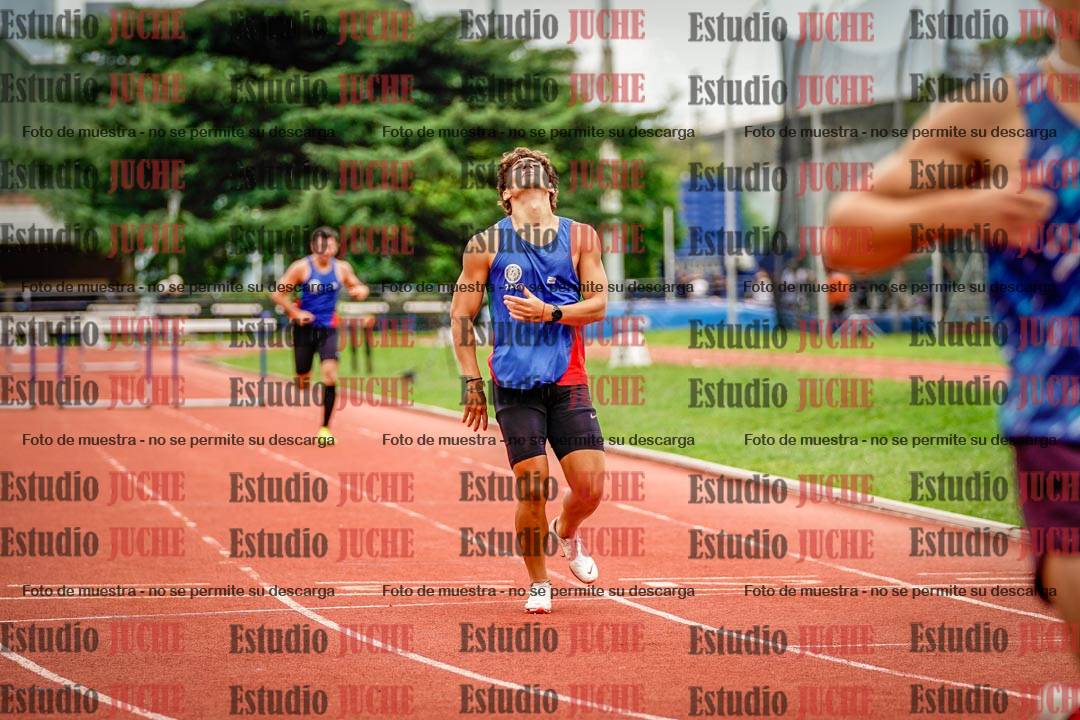 Fotos de los 400 m con vallas de varones