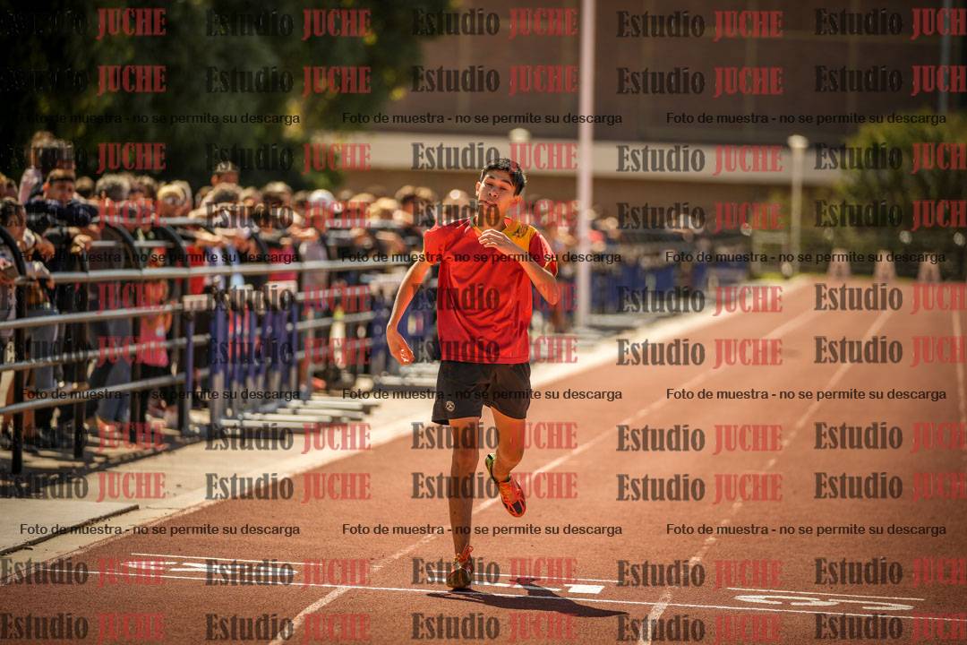 Fotos de los 400 m llanos de varones