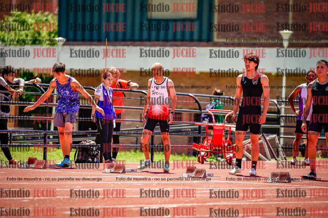 Fotos de los 100 m llanos de varones