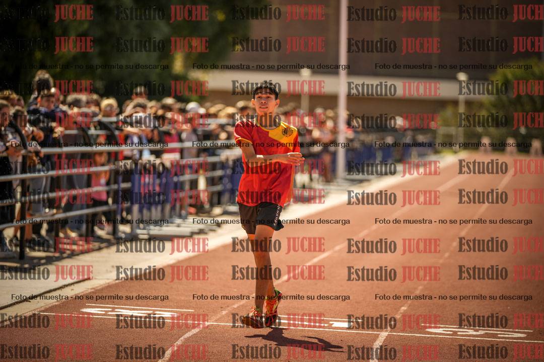 Fotos de los 400 m llanos de varones