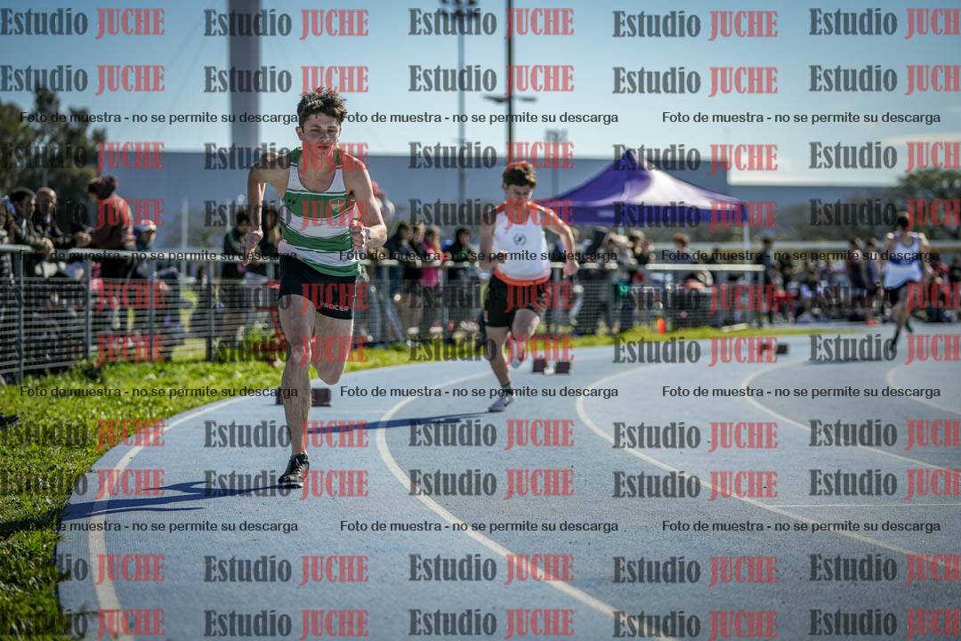 Fotos de los 400 m llanos de varones
