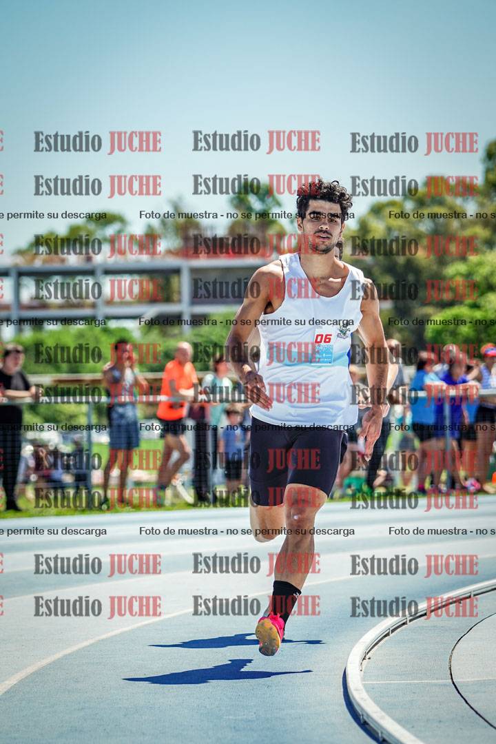 Fotos de los 800 m llanos de varones