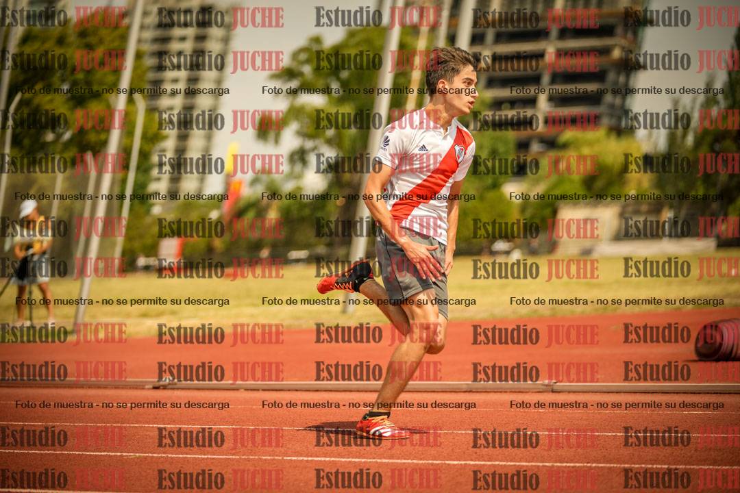 Fotos de los 200 m llanos de varones