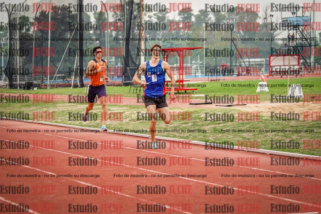 Fotos de los 800 m llanos de varones