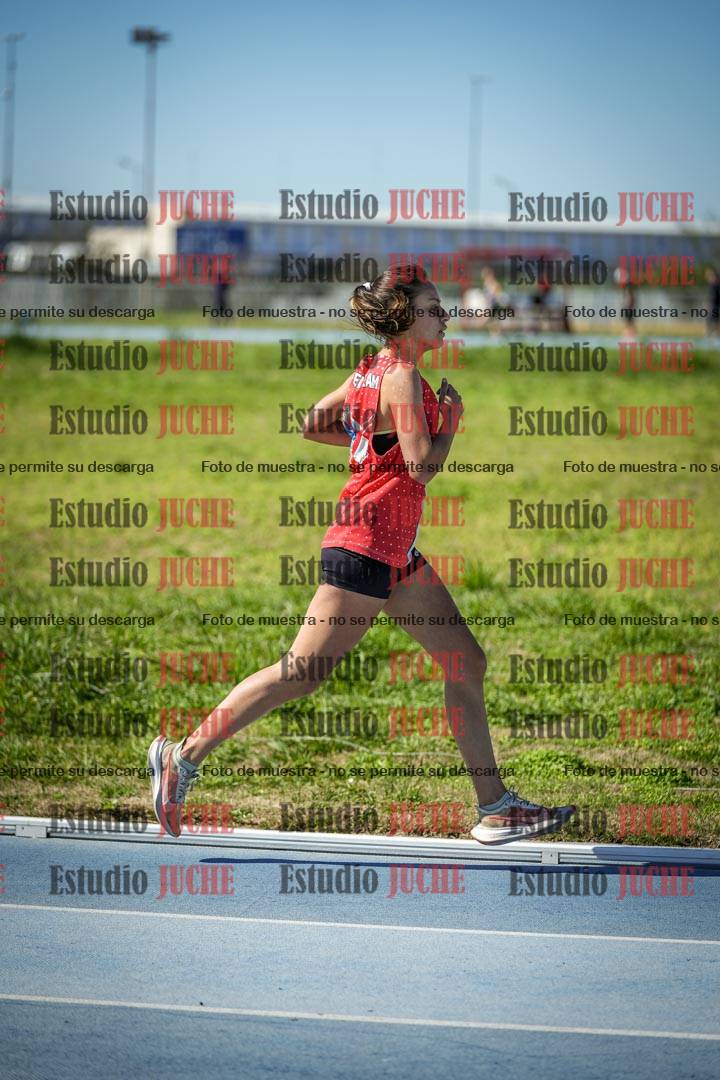 Fotos de los 5000 m llanos de mujeres y varones