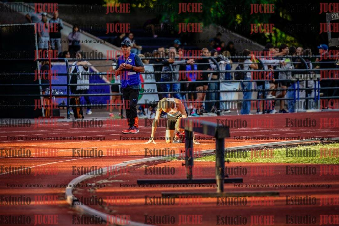 Fotos de los 400 m llanos de varones