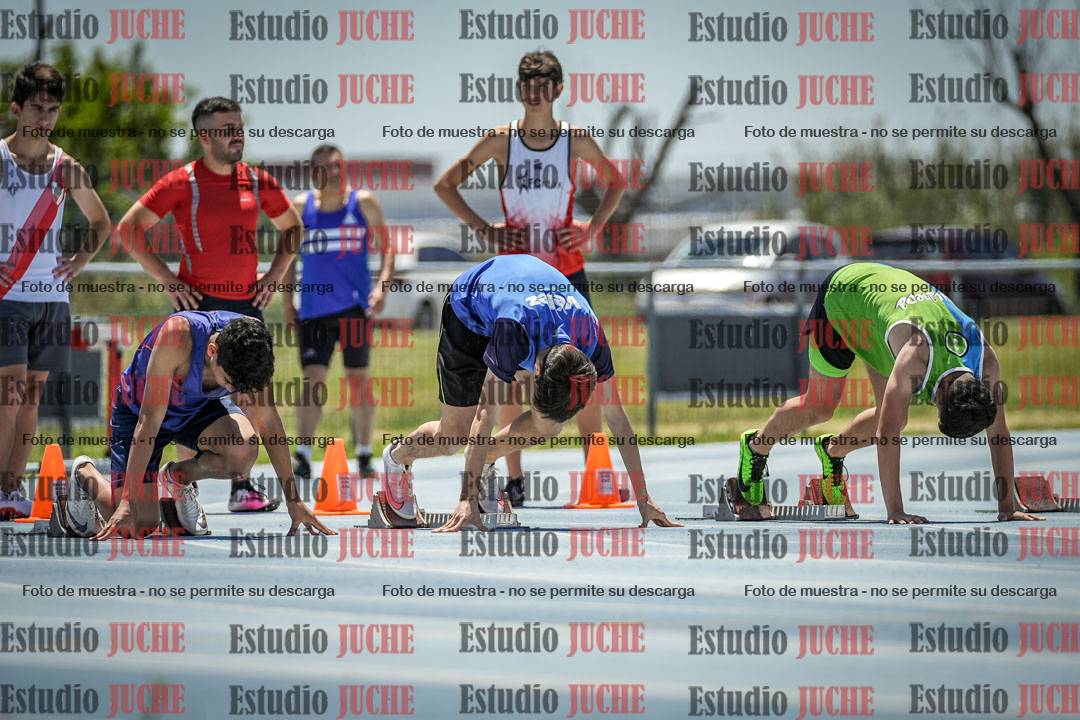 Fotos de los 100 m llanos de varones