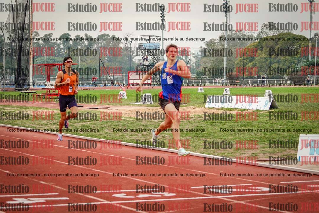 Fotos de los 800 m llanos de varones