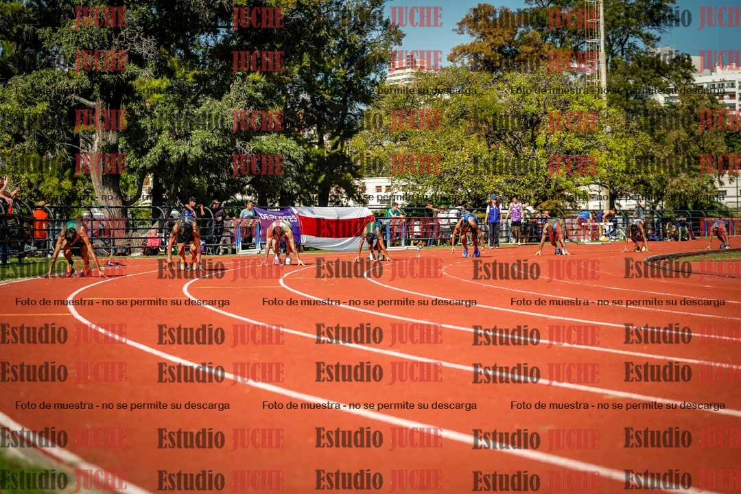 Fotos de los 200 m llanos de varones