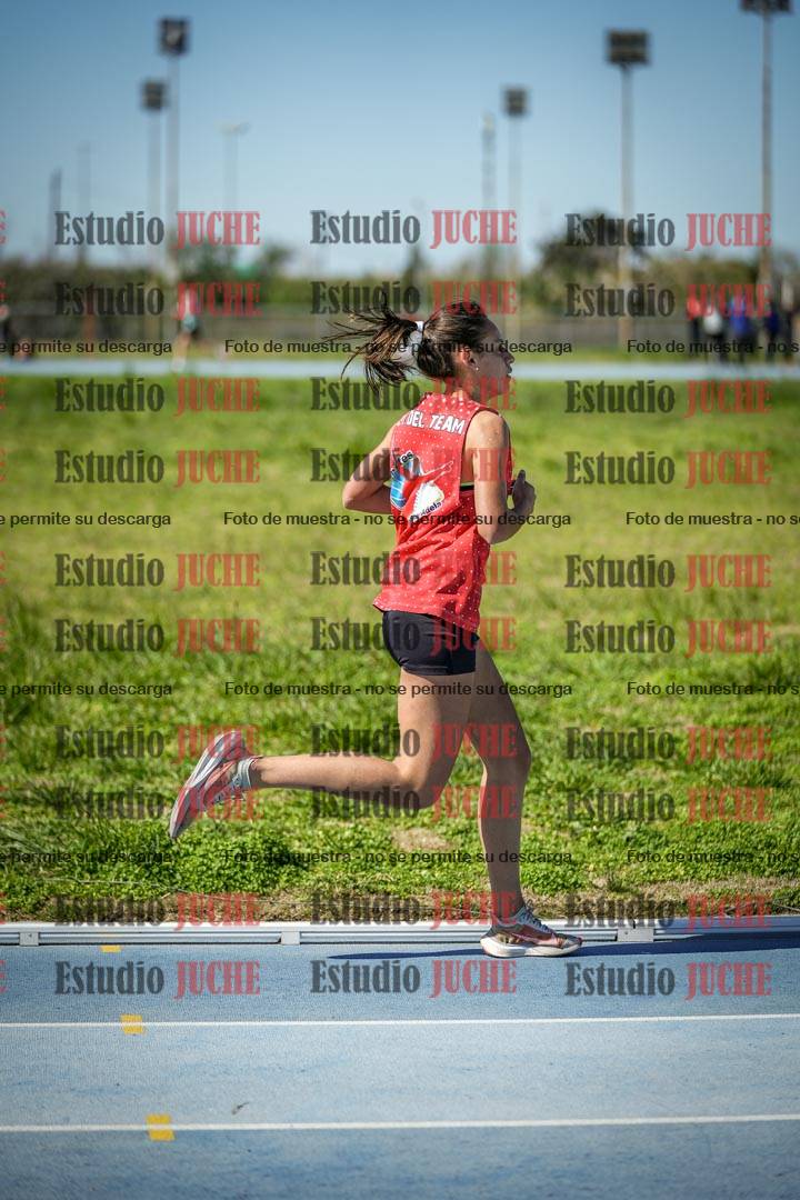 Fotos de los 5000 m llanos de mujeres y varones