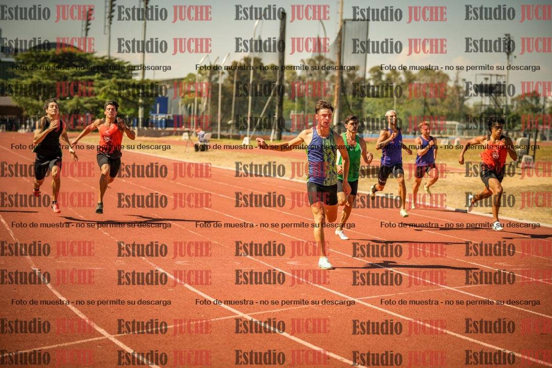 Fotos de los 200 m llanos de varones