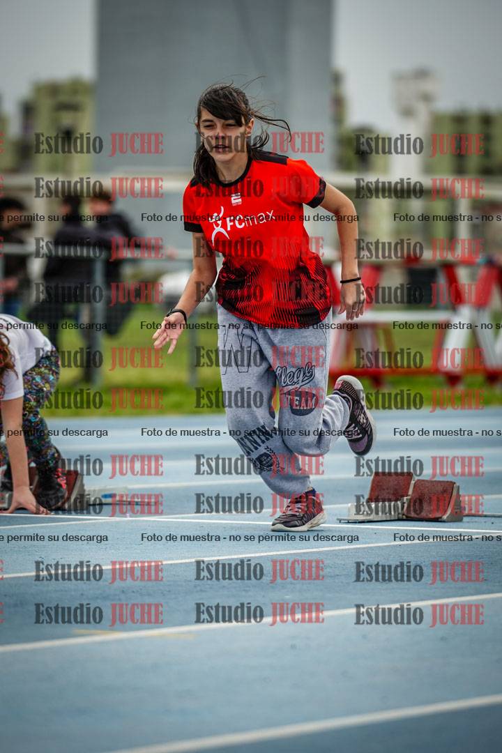 Fotos de los 50 m llanos de mujeres - U12