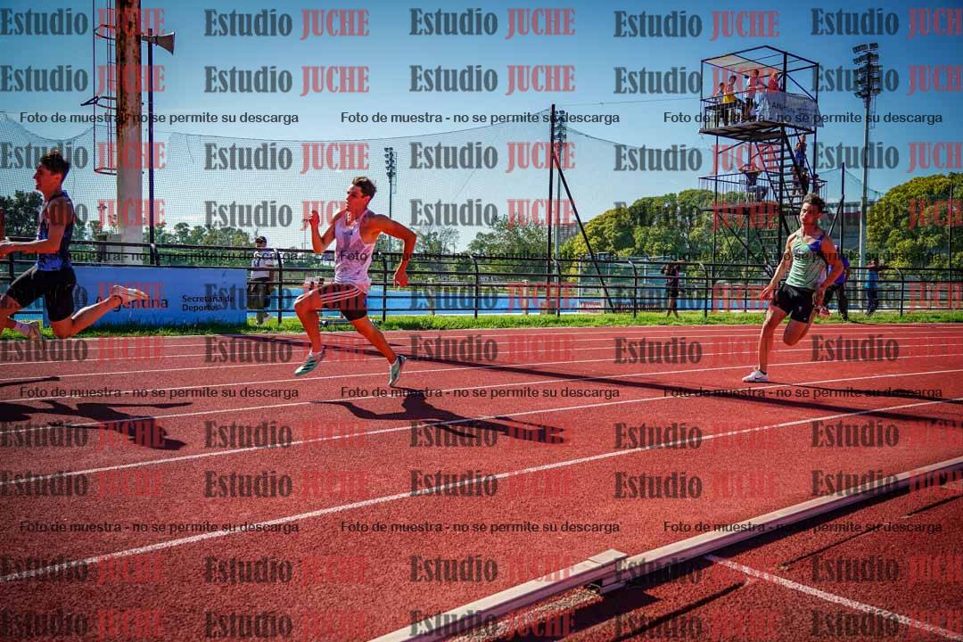 Fotos de los 200 m llanos de varones