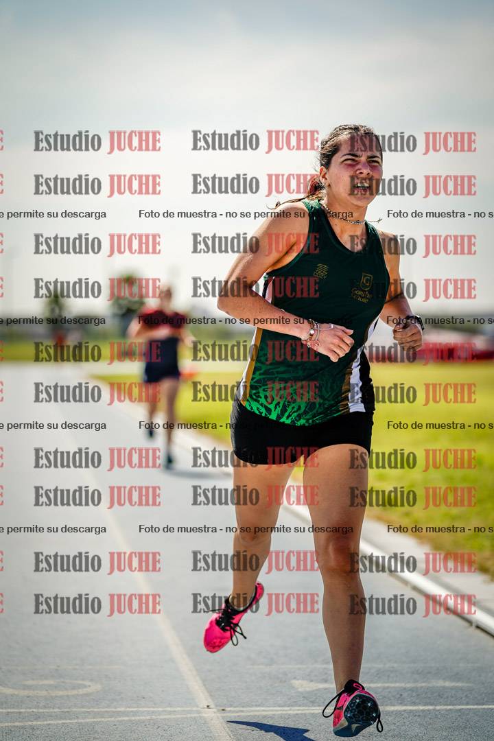 Fotos de los 800 m llanos de mujeres - heptatlón 7