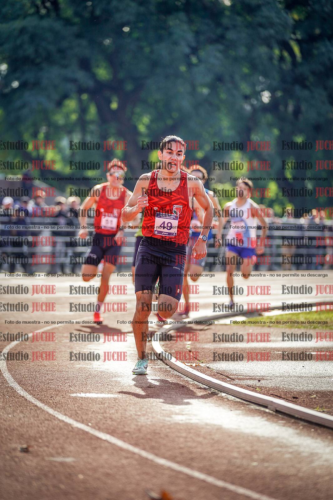 Fotos de los 800 m de varones