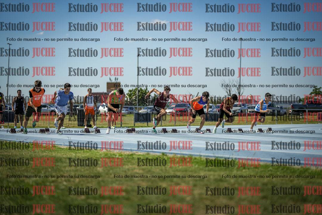 Fotos de los 100 m llanos de varones