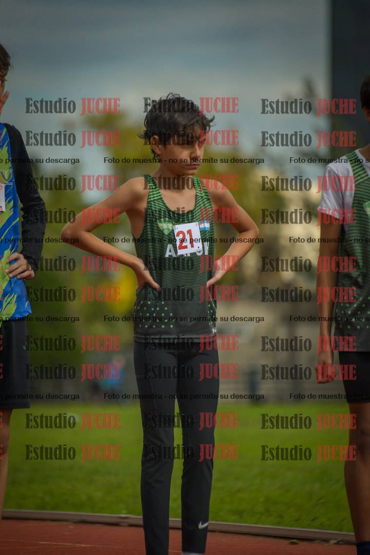 Fotos de los 600 m llanos de varones