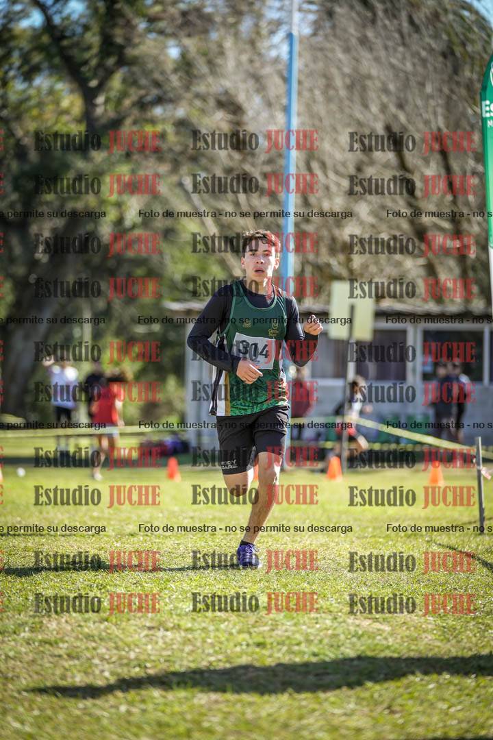 Fotos de la llegada del cross de 2000 m