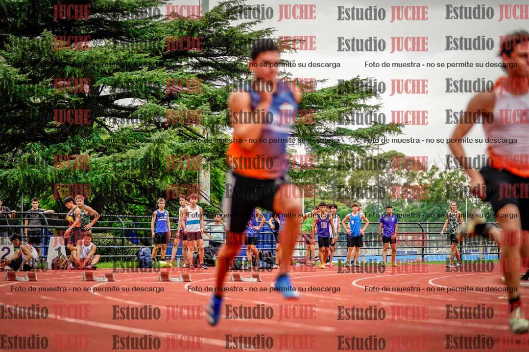 Fotos de los 100 m llanos de varones