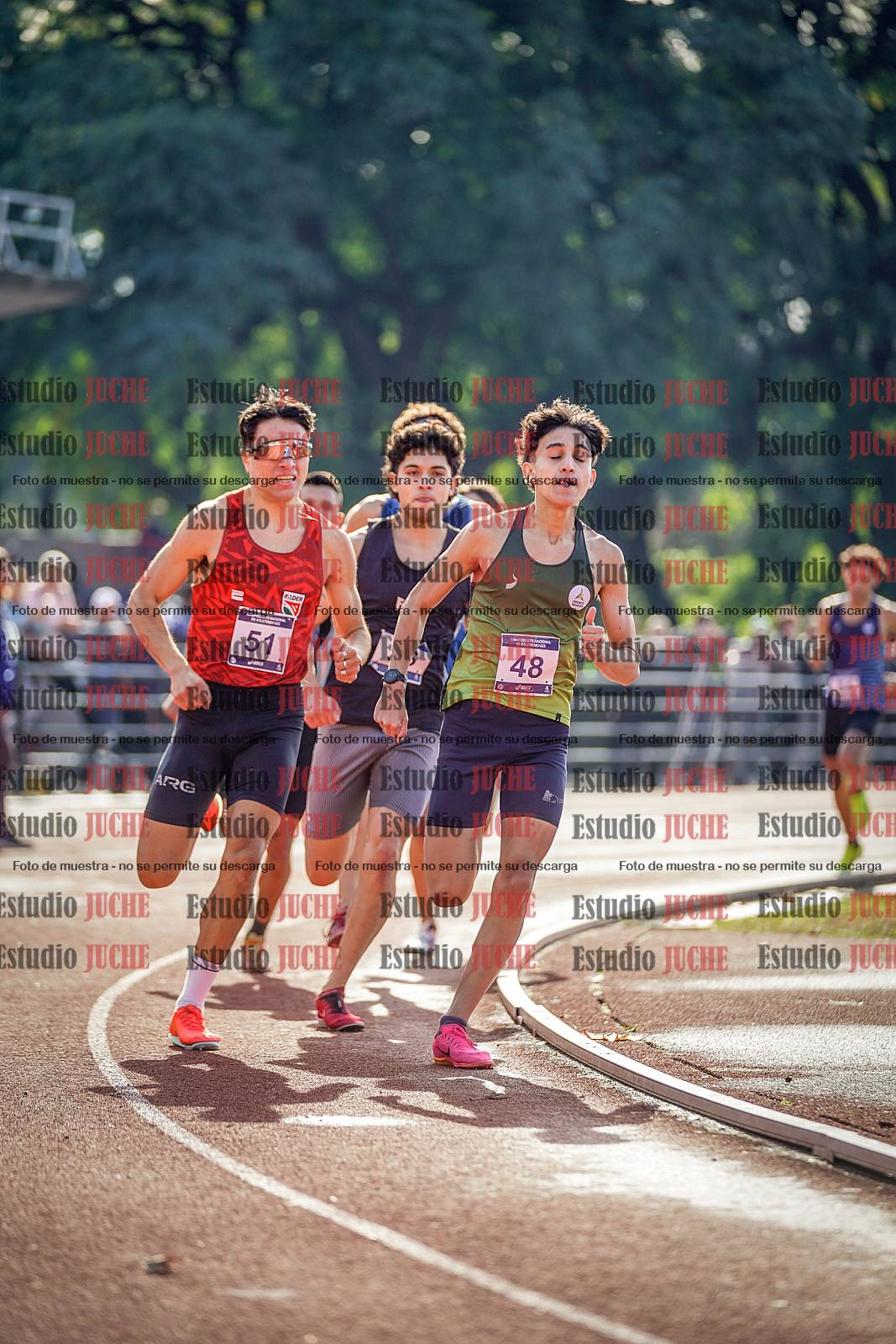 Fotos de los 800 m de varones