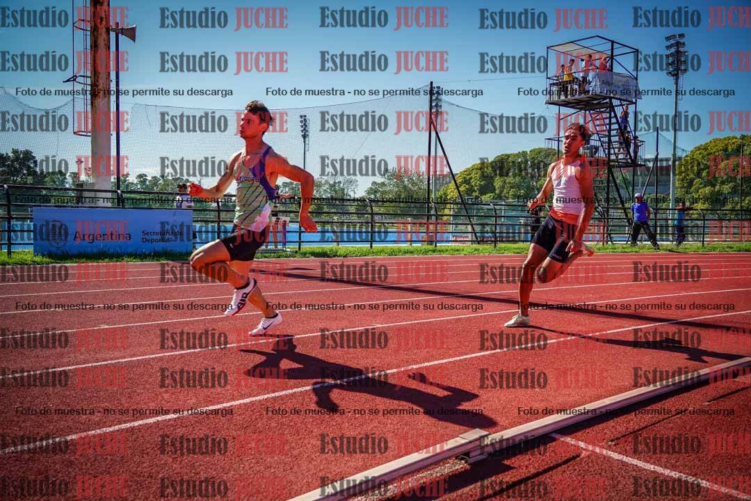 Fotos de los 200 m llanos de varones