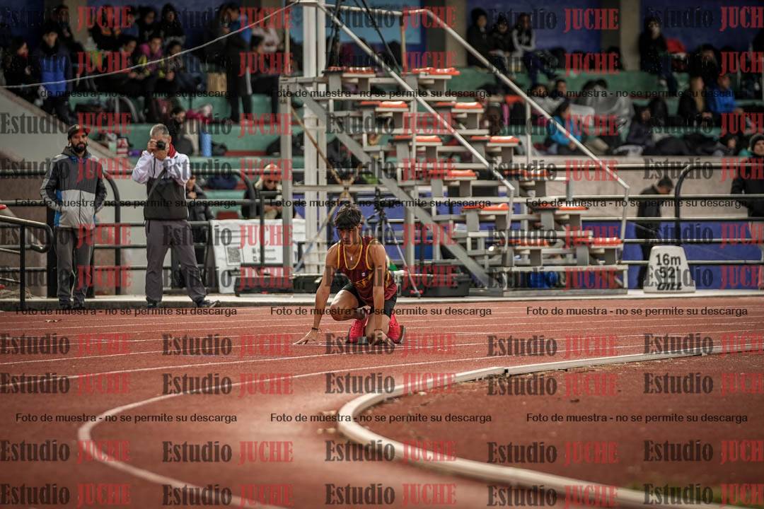 Fotos de los 400 m llanos de varones