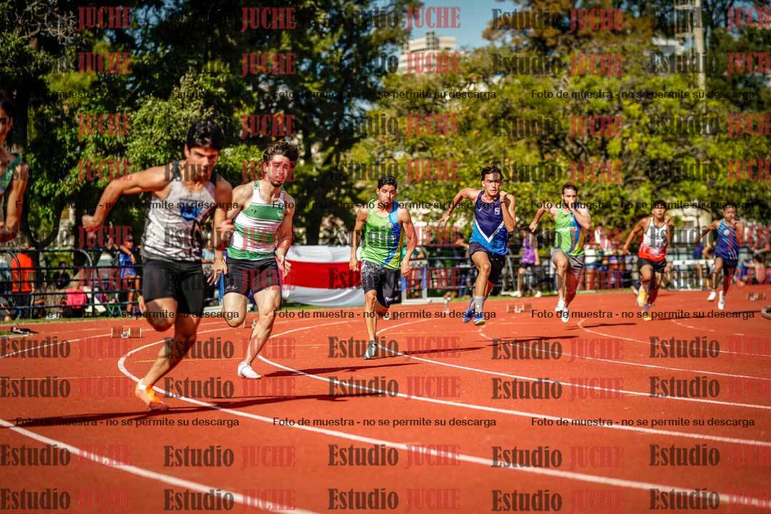 Fotos de los 200 m llanos de varones