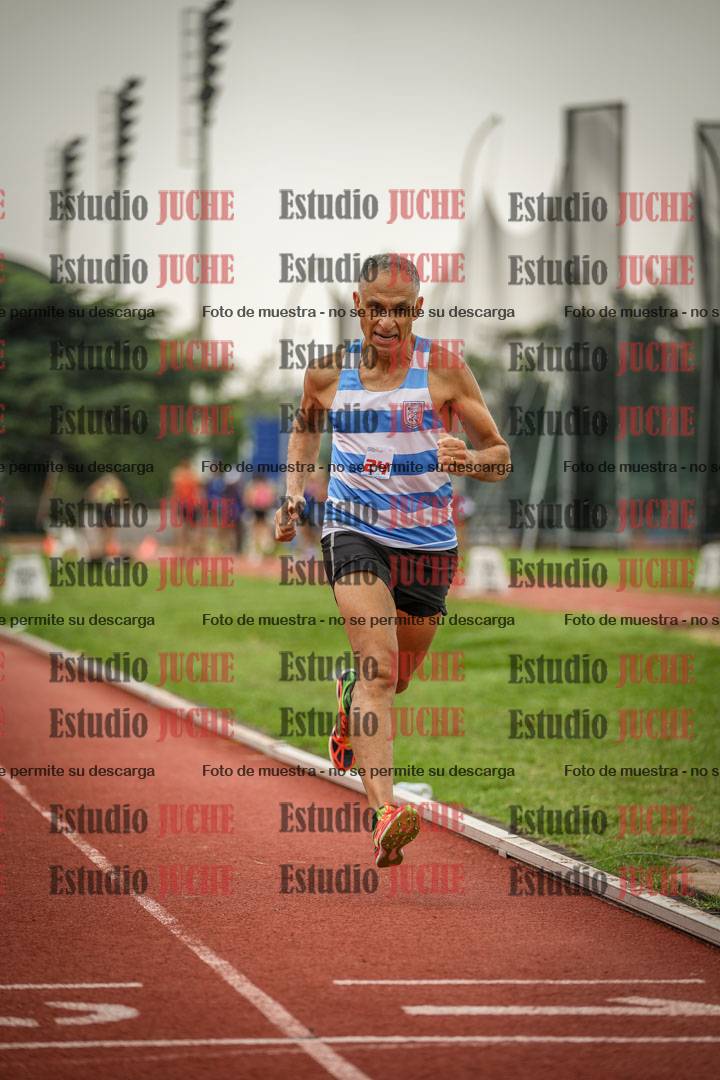 Fotos de los 800 m llanos de varones