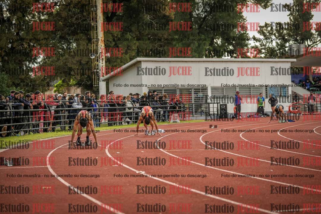 Fotos de los 400 m llanos de varones